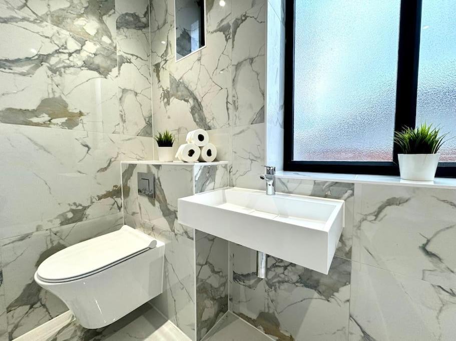 3Br Westbourne Delight - Near Beach & Bournemouth! Bagian luar foto