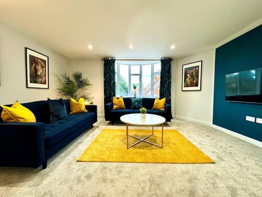 3Br Westbourne Delight - Near Beach & Bournemouth! Bagian luar foto